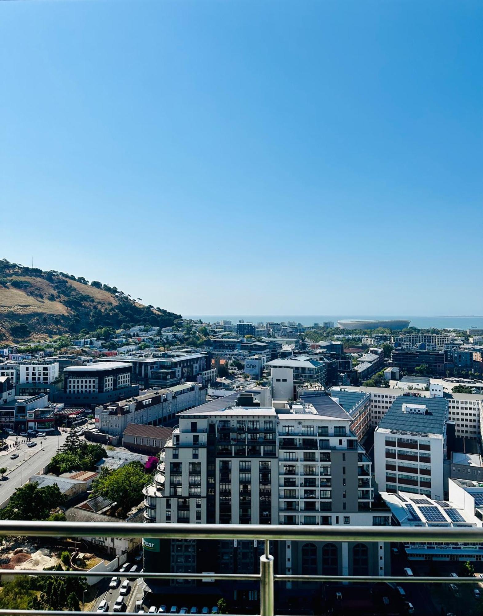 Urban Elephant 16 On Bree Cape Town Bagian luar foto