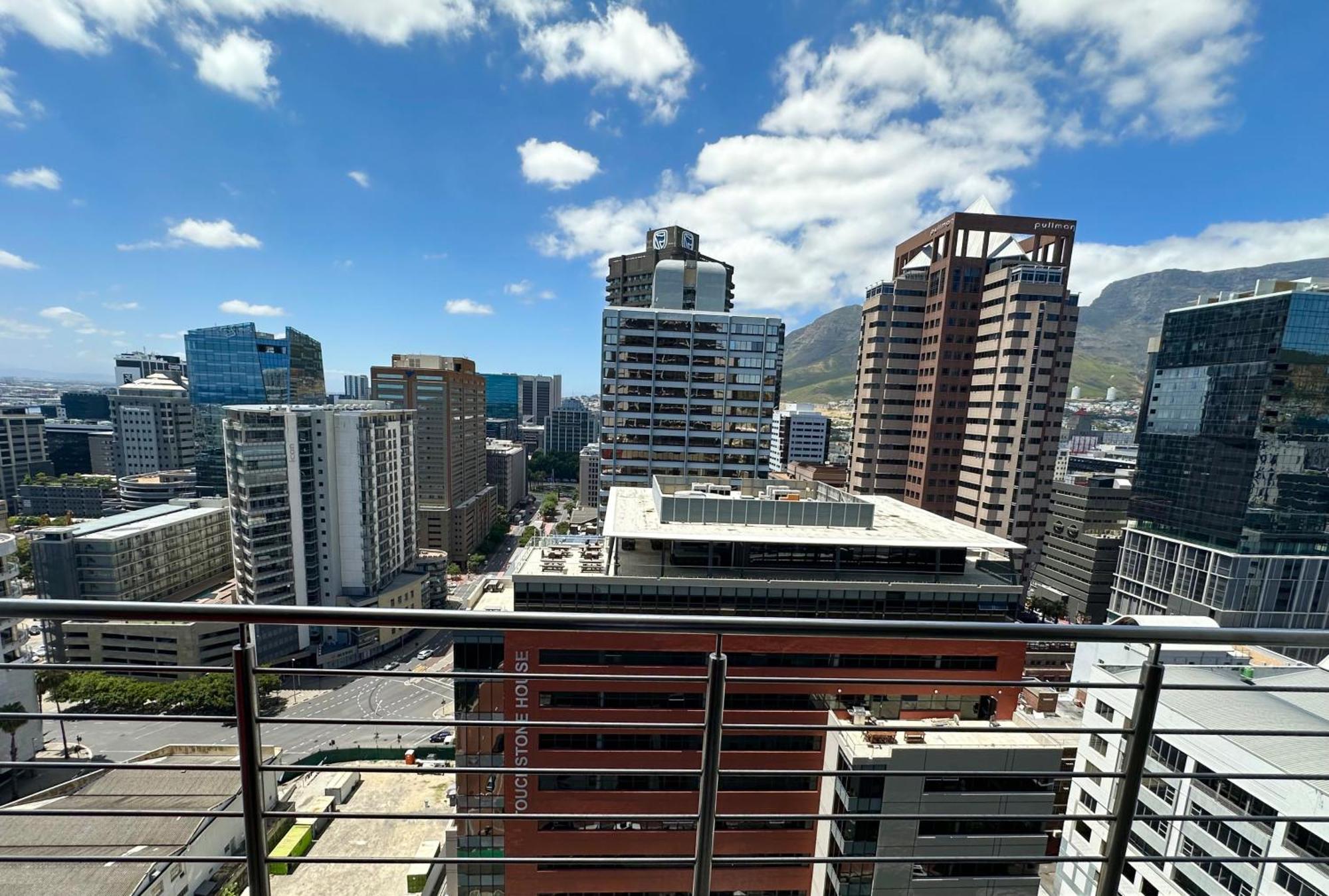 Urban Elephant 16 On Bree Cape Town Bagian luar foto